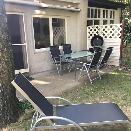 Peaceful City Garden Apartment Hamburg-Harburg Buitenkant foto