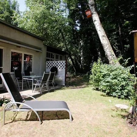 Peaceful City Garden Apartment Hamburg-Harburg Buitenkant foto